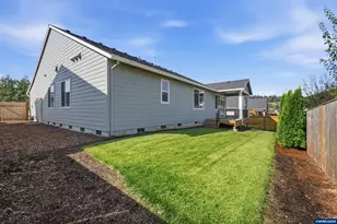 781 Riley Dr, Silverton, OR 97381 - Photo 26
