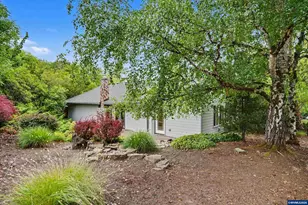 2872 NW Monterey Pl, Corvallis, OR 97330 - Photo 42
