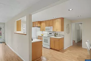 2872 NW Monterey Pl, Corvallis, OR 97330 - Photo 14