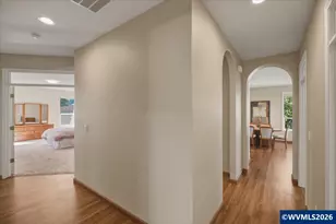1046 Twinwood Ct NW, Salem, OR 97304 - Photo 10