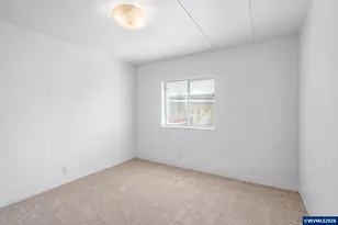 631 E Ellendale Ave, Dallas, OR 97338 - Photo 14