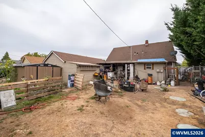299 Gilbert St, Lebanon, OR 97355 - Photo 12