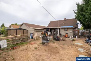 299 Gilbert St, Lebanon, OR 97355 - Photo 12