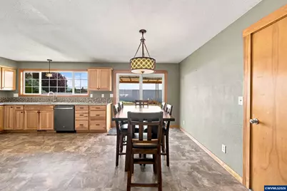 7762 45th Pl NE, Salem, OR 97305 - Photo 10