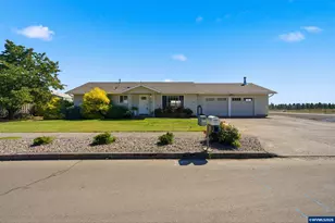 7762 45th Pl NE, Salem, OR 97305 - Photo 1