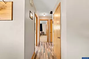 7762 45th Pl NE, Salem, OR 97305 - Photo 16