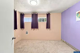 7762 45th Pl NE, Salem, OR 97305 - Photo 32