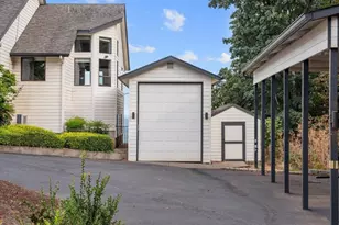 4000 Eola Dr NW, Salem, OR 97304 - Photo 4