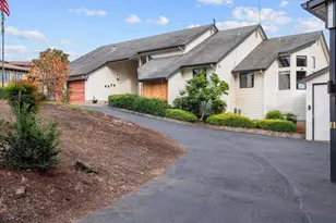 4000 Eola Dr NW, Salem, OR 97304 - Photo 2