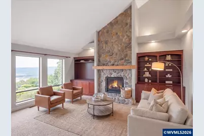 4000 Eola Dr NW, Salem, OR 97304 - Photo 10