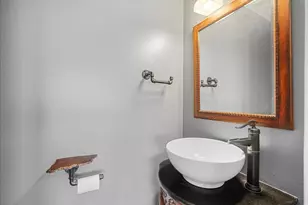 4000 Eola Dr NW, Salem, OR 97304 - Photo 28