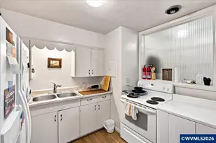 1742 Center St NE, Salem, OR 97301 - Photo 20
