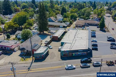1742 Center St NE, Salem, OR 97301 - Photo 30