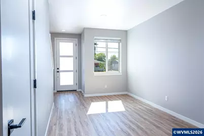946 NW 10th St, Corvallis, OR 97330 - Photo 8