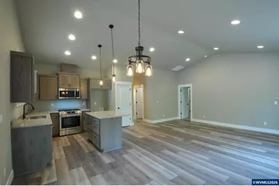 253/255 NW Douglas St, Dallas, OR 97338 - Photo 18