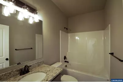 253/255 NW Douglas St, Dallas, OR 97338 - Photo 20