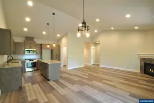 257 NW Douglas (-259) St, Dallas, OR 97338 - Photo 20
