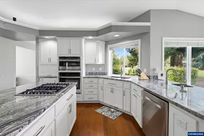 6137 Hogan Dr, Keizer, OR 97303 - Photo 14