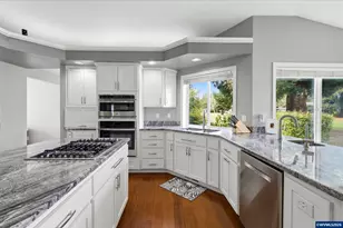 6137 Hogan Dr N, Keizer, OR 97303 - Photo 14