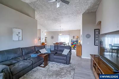 4331 Mackinaw Av SE, Albany, OR 97322 - Photo 6