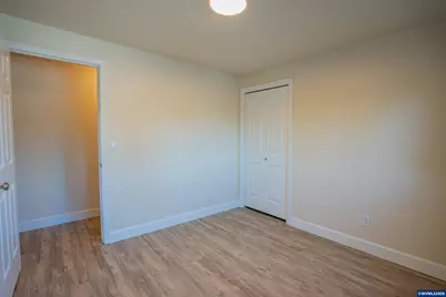 208 Faith St, Jefferson, OR 97352 - Photo 24