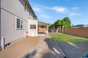 208 Faith St, Jefferson, OR 97352 - Photo 32