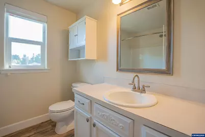 208 Faith St, Jefferson, OR 97352 - Photo 22