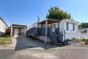204 Cascade (15) Dr, Lebanon, OR 97355 - Photo 1