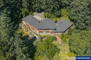 40450 Hilltop Dr, Lebanon, OR 97355 - Photo 2