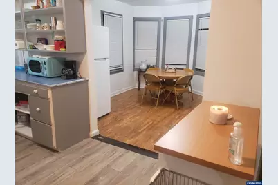 766 S 2nd St, Lebanon, OR 97355 - Photo 6
