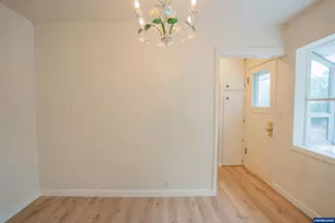 680 E Sherman St, Lebanon, OR 97355 - Photo 14