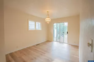 680 E Sherman St, Lebanon, OR 97355 - Photo 16