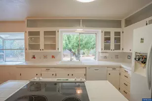 680 E Sherman St, Lebanon, OR 97355 - Photo 6
