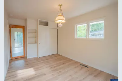 680 E Sherman St, Lebanon, OR 97355 - Photo 18