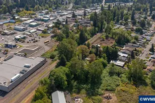 1400 Nandina St, Sweet Home, OR 97386 - Photo 1