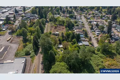 1400 Nandina St, Sweet Home, OR 97386 - Photo 32