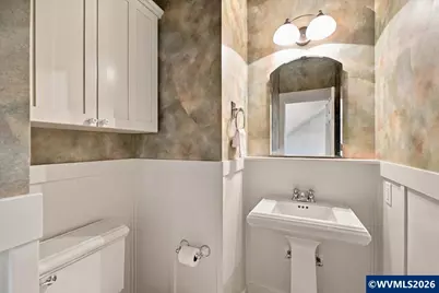 770 SE Cynthian Dr, Dallas, OR 97338 - Photo 20