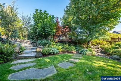 770 SE Cynthian Dr, Dallas, OR 97338 - Photo 48