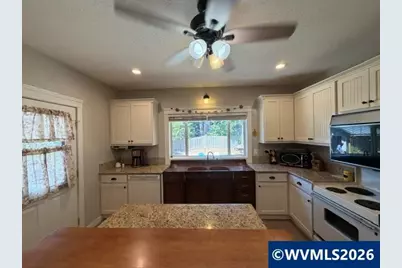 145 Patton Rd N, Detroit, OR 97342 - Photo 28