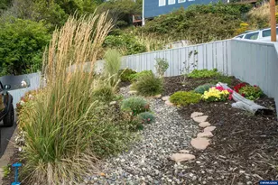 2035 NE 66th St, Lincoln City, OR 97367 - Photo 44