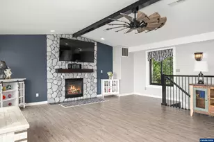 2035 NE 66th St, Lincoln City, OR 97367 - Photo 20