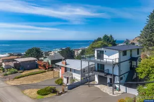 2035 NE 66th St, Lincoln City, OR 97367 - Photo 2