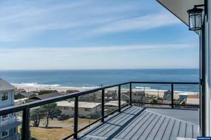 2035 NE 66th St, Lincoln City, OR 97367 - Photo 4