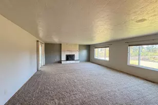 38790 Gilkey Rd, Scio, OR 97374 - Photo 4