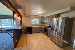 38790 Gilkey Rd, Scio, OR 97374 - Photo 10