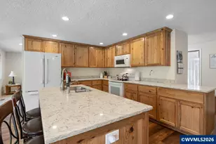 1240 39th Ave SW, Albany, OR 97321 - Photo 8
