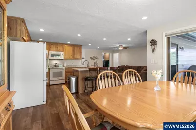 1240 39th Av SW, Albany, OR 97321 - Photo 6