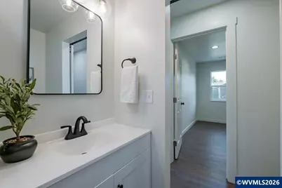 235 Cleveland St, Lebanon, OR 97355 - Photo 20