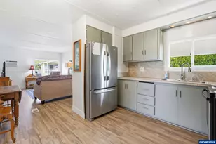 3486 Rainbow Lp, Hubbard, OR 97032 - Photo 10