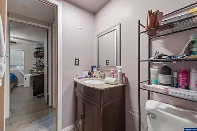 141 17th #3 St, Independence, OR 97351 - Photo 18